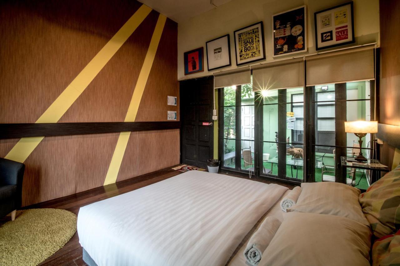 Bharani Hostel Bangkok Exterior foto