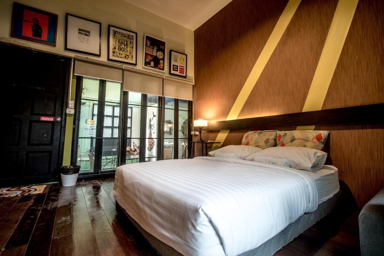 Bharani Hostel Bangkok Exterior foto