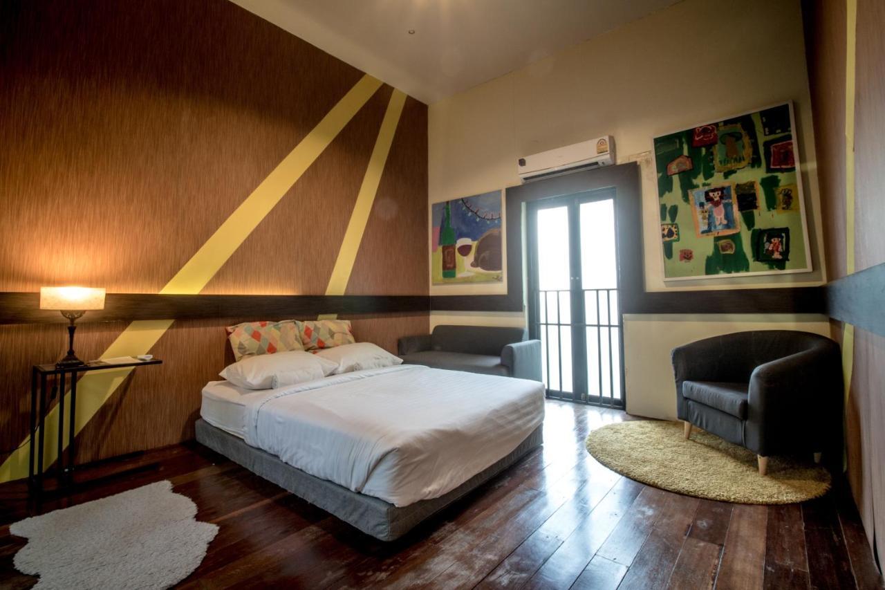 Bharani Hostel Bangkok Exterior foto